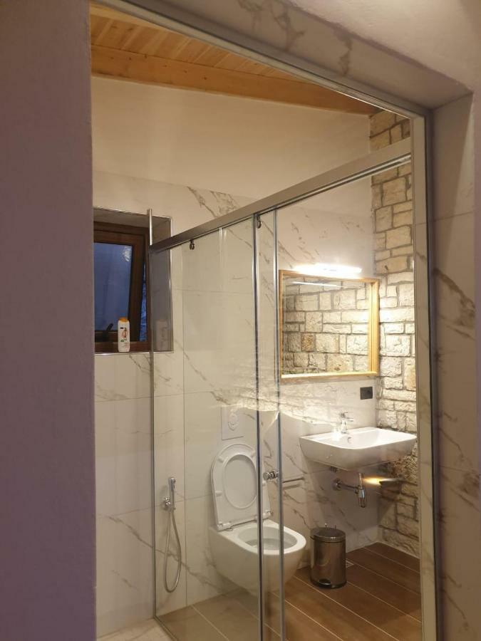 Palermiti Luxury Rooms Himare Buitenkant foto